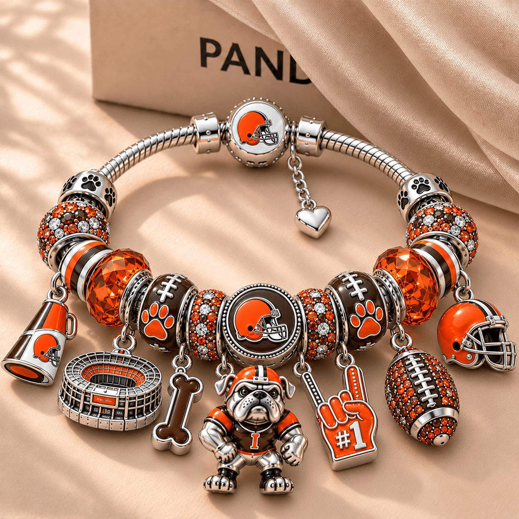 CLVB Silver Charm Bracelet Set NTTB