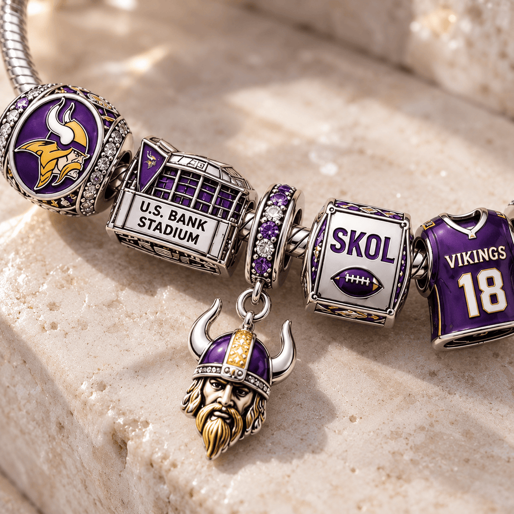 MNVK Silver Charm Bracelet Set PTT